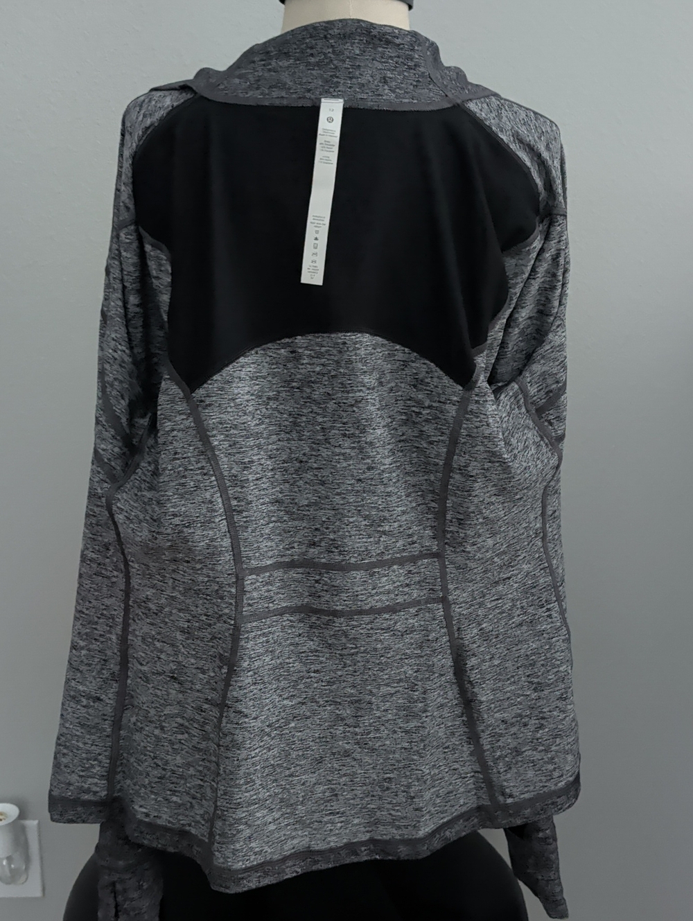 Lululemon Define Jacket - Picture 8 of 15